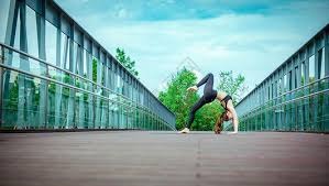 2020 赛季：MLB 宣布 2021 年起禁止投手在手指上涂抹任何辅助物质