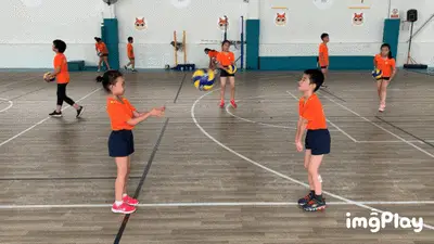 记者：前意大利国脚、国米旧将坎德雷瓦将出任意大利U15助教